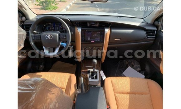 Nunua Imported Toyota Fortuner Nyingine Gari ndani ya Import - Dubai nchini Bujumbura Nunua Imported Toyota Fortuner Nyingine Gari ndani ya Import - Dubai nchini Bujumbura