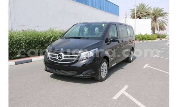 Acheter Import Voiture Mercedes-Benz 250 Noir à Import - Dubai, Bujumbura Acheter Import Voiture Mercedes-Benz 250 Noir à Import - Dubai, Bujumbura