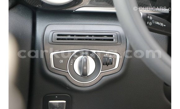 Acheter Import Voiture Mercedes-Benz 250 Noir à Import - Dubai, Bujumbura Acheter Import Voiture Mercedes-Benz 250 Noir à Import - Dubai, Bujumbura