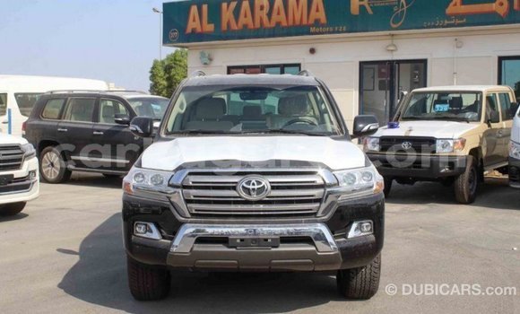 Nunua Imported Toyota Land Cruiser Nyeusi Gari ndani ya Import - Dubai nchini Bujumbura Nunua Imported Toyota Land Cruiser Nyeusi Gari ndani ya Import - Dubai nchini Bujumbura