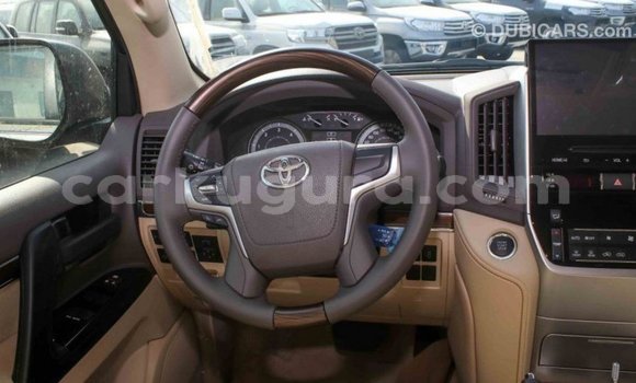 Nunua Imported Toyota Land Cruiser Nyeusi Gari ndani ya Import - Dubai nchini Bujumbura Nunua Imported Toyota Land Cruiser Nyeusi Gari ndani ya Import - Dubai nchini Bujumbura