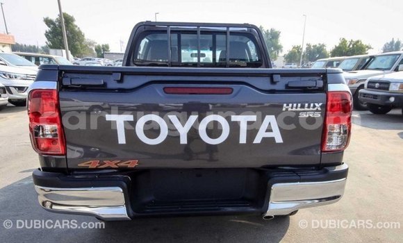 Nunua Imported Toyota Hilux Nyeusi Gari ndani ya Import - Dubai nchini Bujumbura Nunua Imported Toyota Hilux Nyeusi Gari ndani ya Import - Dubai nchini Bujumbura