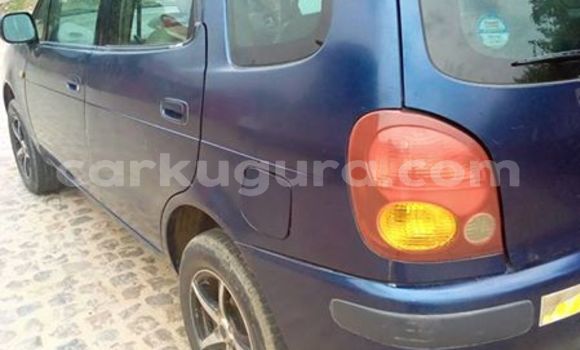Nunua Ilio tumika Toyota Spacio Bluu Gari ndani ya Muyinga nchini Burundi Nunua Ilio tumika Toyota Spacio Bluu Gari ndani ya Muyinga nchini Burundi