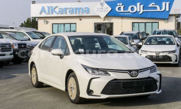 Nunua Imported Toyota Corolla Nyeupe Gari ndani ya Import - Dubai nchini Bujumbura Nunua Imported Toyota Corolla Nyeupe Gari ndani ya Import - Dubai nchini Bujumbura