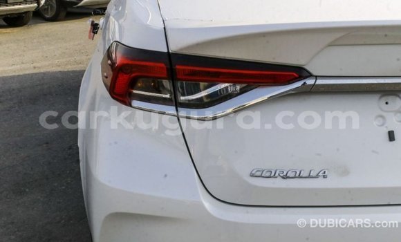 Nunua Imported Toyota Corolla Nyeupe Gari ndani ya Import - Dubai nchini Bujumbura Nunua Imported Toyota Corolla Nyeupe Gari ndani ya Import - Dubai nchini Bujumbura