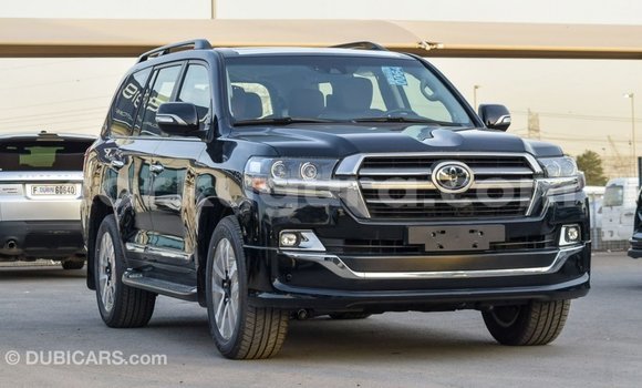 Nunua Imported Toyota Land Cruiser Nyeusi Gari ndani ya Import - Dubai nchini Bujumbura Nunua Imported Toyota Land Cruiser Nyeusi Gari ndani ya Import - Dubai nchini Bujumbura