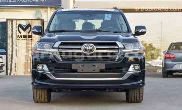 Nunua Imported Toyota Land Cruiser Nyeusi Gari ndani ya Import - Dubai nchini Bujumbura Nunua Imported Toyota Land Cruiser Nyeusi Gari ndani ya Import - Dubai nchini Bujumbura