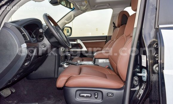 Nunua Imported Toyota Land Cruiser Nyeusi Gari ndani ya Import - Dubai nchini Bujumbura Nunua Imported Toyota Land Cruiser Nyeusi Gari ndani ya Import - Dubai nchini Bujumbura