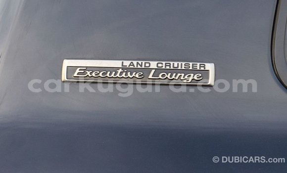 Nunua Imported Toyota Land Cruiser Nyeusi Gari ndani ya Import - Dubai nchini Bujumbura Nunua Imported Toyota Land Cruiser Nyeusi Gari ndani ya Import - Dubai nchini Bujumbura