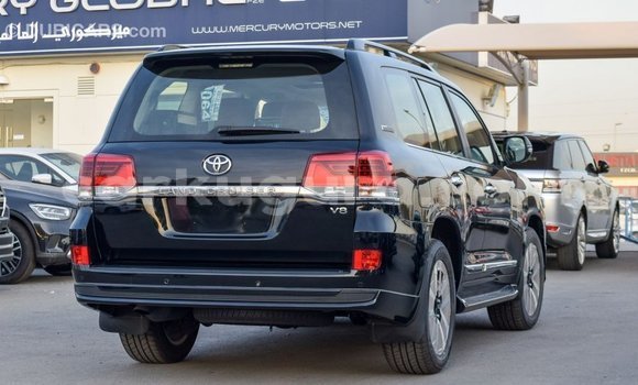 Nunua Imported Toyota Land Cruiser Nyeusi Gari ndani ya Import - Dubai nchini Bujumbura Nunua Imported Toyota Land Cruiser Nyeusi Gari ndani ya Import - Dubai nchini Bujumbura
