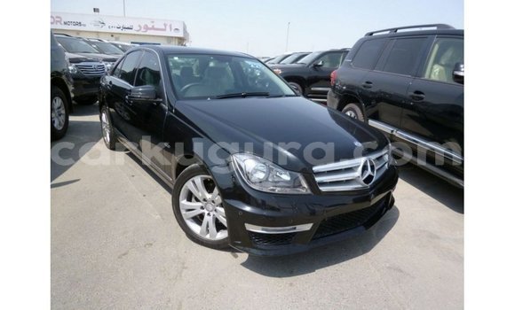 Nunua Imported Mercedes-Benz 200 Nyeusi Gari ndani ya Import - Dubai nchini Bujumbura Nunua Imported Mercedes-Benz 200 Nyeusi Gari ndani ya Import - Dubai nchini Bujumbura