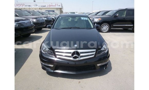 Nunua Imported Mercedes-Benz 200 Nyeusi Gari ndani ya Import - Dubai nchini Bujumbura Nunua Imported Mercedes-Benz 200 Nyeusi Gari ndani ya Import - Dubai nchini Bujumbura