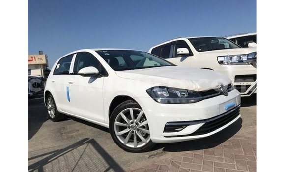 Acheter Import Voiture Volkswagen Golf Blanc à Import - Dubai, Bujumbura