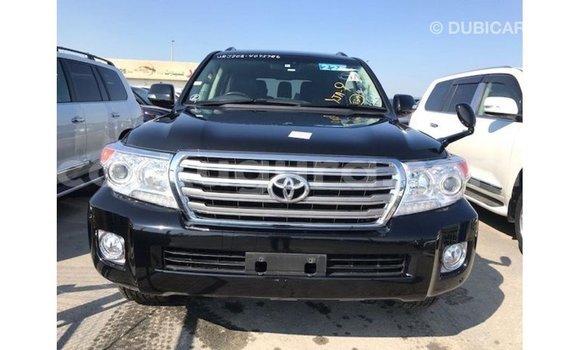 Acheter Import Voiture Toyota Land Cruiser Noir à Import - Dubai, Bujumbura Acheter Import Voiture Toyota Land Cruiser Noir à Import - Dubai, Bujumbura