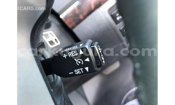 Acheter Import Voiture Toyota Land Cruiser Noir à Import - Dubai, Bujumbura Acheter Import Voiture Toyota Land Cruiser Noir à Import - Dubai, Bujumbura