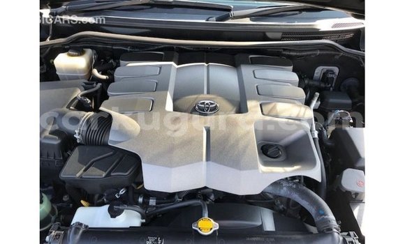 Acheter Import Voiture Toyota Land Cruiser Noir à Import - Dubai, Bujumbura Acheter Import Voiture Toyota Land Cruiser Noir à Import - Dubai, Bujumbura