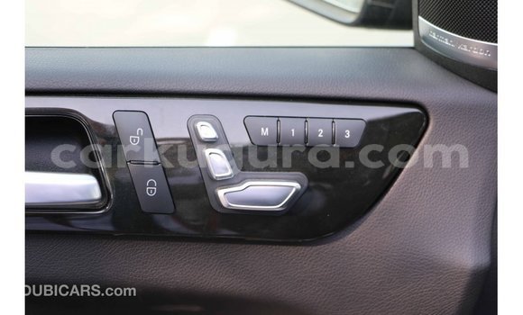 Acheter Import Voiture Mercedes-Benz 190 Noir à Import - Dubai, Bujumbura Acheter Import Voiture Mercedes-Benz 190 Noir à Import - Dubai, Bujumbura