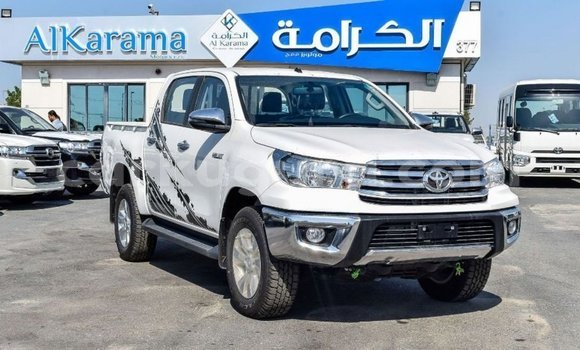 Acheter Import Voiture Toyota Hilux Blanc à Import - Dubai, Bujumbura Acheter Import Voiture Toyota Hilux Blanc à Import - Dubai, Bujumbura