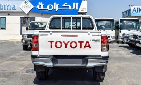 Acheter Import Voiture Toyota Hilux Blanc à Import - Dubai, Bujumbura Acheter Import Voiture Toyota Hilux Blanc à Import - Dubai, Bujumbura