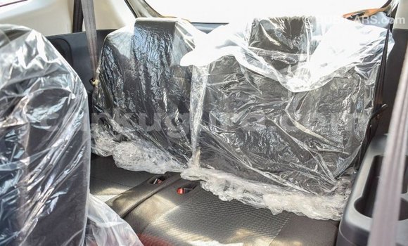 Nunua Imported Toyota Rush Brown Gari ndani ya Import - Dubai nchini Bujumbura Nunua Imported Toyota Rush Brown Gari ndani ya Import - Dubai nchini Bujumbura