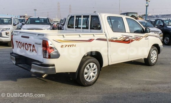 Nunua Imported Toyota Hilux Nyeupe Gari ndani ya Import - Dubai nchini Bujumbura Nunua Imported Toyota Hilux Nyeupe Gari ndani ya Import - Dubai nchini Bujumbura
