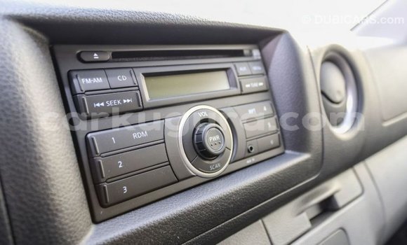 Acheter Import Voiture Nissan Urvan Blanc à Import - Dubai, Bujumbura Acheter Import Voiture Nissan Urvan Blanc à Import - Dubai, Bujumbura