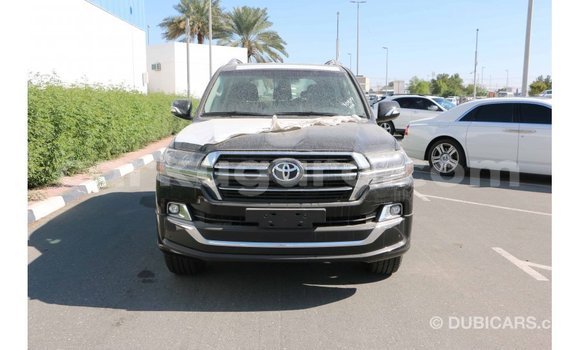 Acheter Import Voiture Toyota Land Cruiser Noir à Import - Dubai, Bujumbura Acheter Import Voiture Toyota Land Cruiser Noir à Import - Dubai, Bujumbura