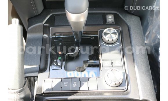 Acheter Import Voiture Toyota Land Cruiser Noir à Import - Dubai, Bujumbura Acheter Import Voiture Toyota Land Cruiser Noir à Import - Dubai, Bujumbura