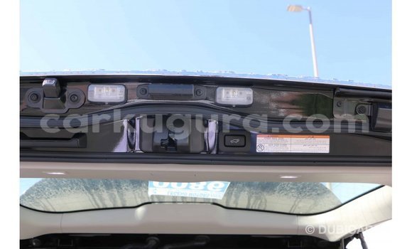 Acheter Import Voiture Toyota Land Cruiser Noir à Import - Dubai, Bujumbura Acheter Import Voiture Toyota Land Cruiser Noir à Import - Dubai, Bujumbura