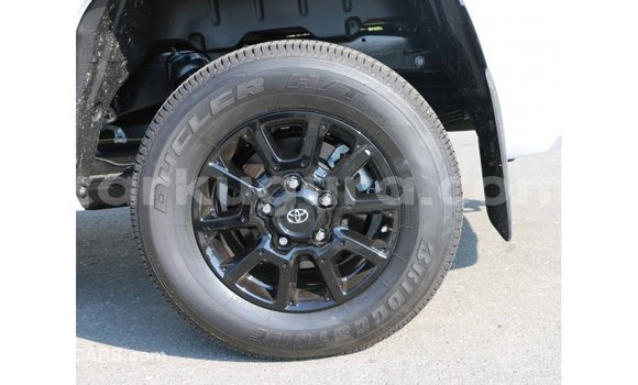 Nunua Imported Toyota Tundra Nyeupe Gari ndani ya Import - Dubai nchini Bujumbura Nunua Imported Toyota Tundra Nyeupe Gari ndani ya Import - Dubai nchini Bujumbura