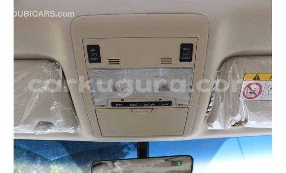 Acheter Import Voiture Toyota Land Cruiser Blanc à Import - Dubai, Bujumbura Acheter Import Voiture Toyota Land Cruiser Blanc à Import - Dubai, Bujumbura