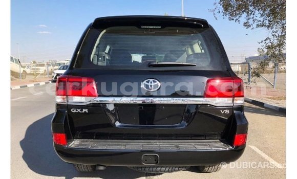 Nunua Imported Toyota Land Cruiser Nyeusi Gari ndani ya Import - Dubai nchini Bujumbura Nunua Imported Toyota Land Cruiser Nyeusi Gari ndani ya Import - Dubai nchini Bujumbura