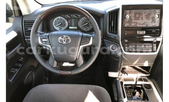 Nunua Imported Toyota Land Cruiser Nyeusi Gari ndani ya Import - Dubai nchini Bujumbura Nunua Imported Toyota Land Cruiser Nyeusi Gari ndani ya Import - Dubai nchini Bujumbura