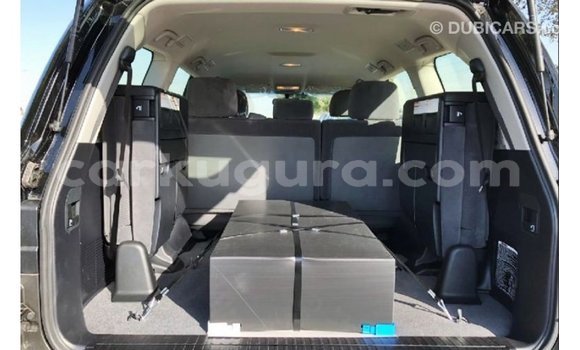Nunua Imported Toyota Land Cruiser Nyeusi Gari ndani ya Import - Dubai nchini Bujumbura Nunua Imported Toyota Land Cruiser Nyeusi Gari ndani ya Import - Dubai nchini Bujumbura