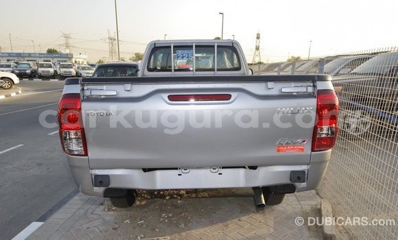 Acheter Import Voiture Toyota Hilux Autre à Import - Dubai, Bujumbura Acheter Import Voiture Toyota Hilux Autre à Import - Dubai, Bujumbura