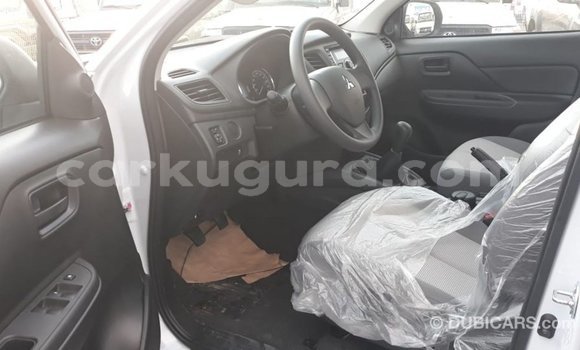 Nunua Imported Mitsubishi L200 Nyeupe Gari ndani ya Import - Dubai nchini Bujumbura Nunua Imported Mitsubishi L200 Nyeupe Gari ndani ya Import - Dubai nchini Bujumbura