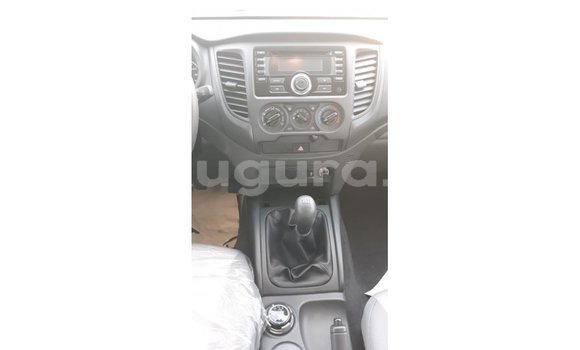 Nunua Imported Mitsubishi L200 Nyeupe Gari ndani ya Import - Dubai nchini Bujumbura Nunua Imported Mitsubishi L200 Nyeupe Gari ndani ya Import - Dubai nchini Bujumbura