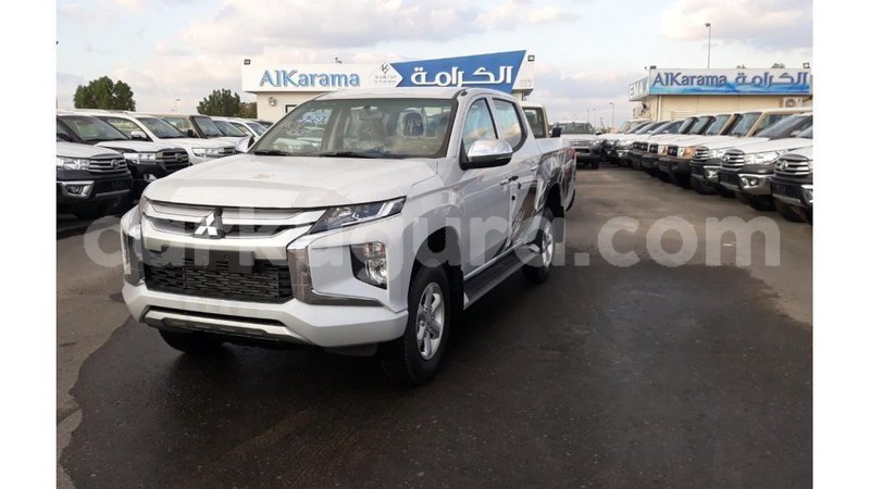 Big with watermark mitsubishi l200 bujumbura import dubai 3989