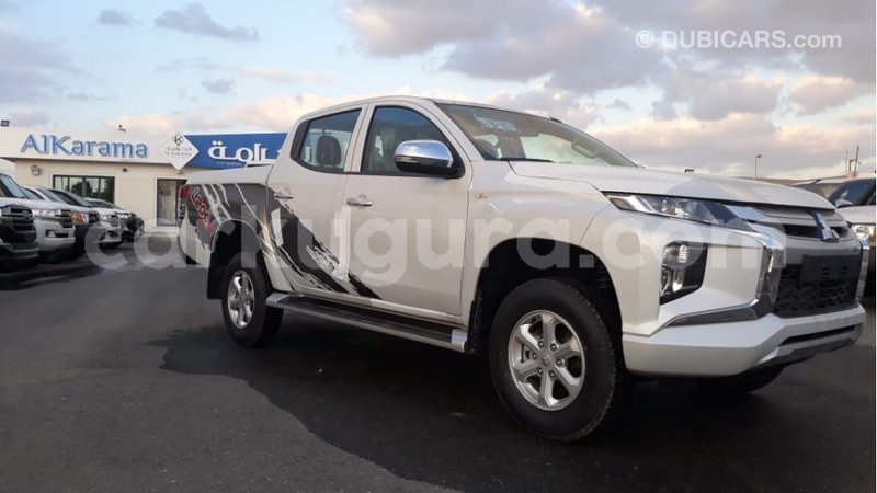 Big with watermark mitsubishi l200 bujumbura import dubai 3989