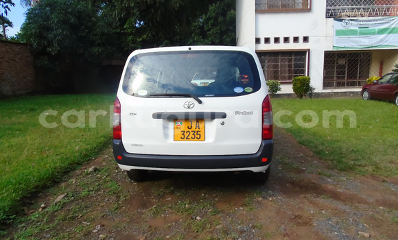 Acheter Occasion Voiture Toyota Probox Blanc à Bujumbura, Bujumbura Acheter Occasion Voiture Toyota Probox Blanc à Bujumbura, Bujumbura