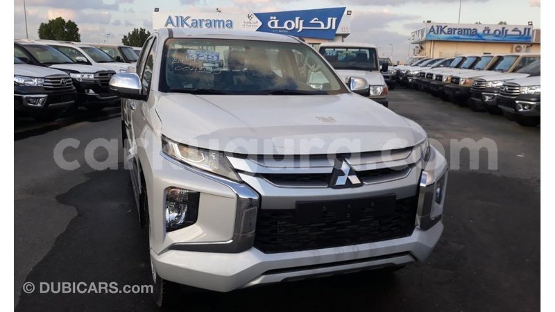 Big with watermark mitsubishi l200 bujumbura import dubai 3989