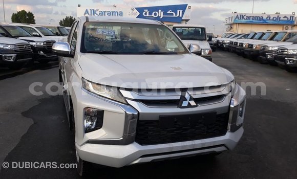 Buy Import Mitsubishi L200 White Car in Import - Dubai in Bujumbura Buy Import Mitsubishi L200 White Car in Import - Dubai in Bujumbura