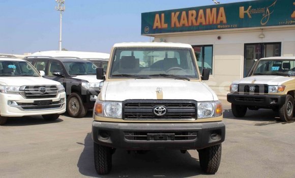 Buy Import Toyota Land Cruiser Beige Car in Import - Dubai in Bujumbura Buy Import Toyota Land Cruiser Beige Car in Import - Dubai in Bujumbura