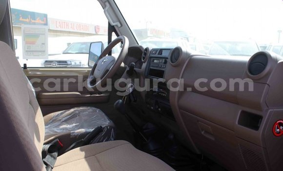 Buy Import Toyota Land Cruiser Beige Car in Import - Dubai in Bujumbura Buy Import Toyota Land Cruiser Beige Car in Import - Dubai in Bujumbura