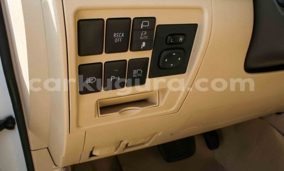 Buy Import Toyota Land Cruiser White Car in Import - Dubai in Bujumbura Buy Import Toyota Land Cruiser White Car in Import - Dubai in Bujumbura