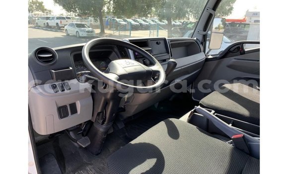 Nunua Imported Mitsubishi i Nyeupe Gari ndani ya Import - Dubai nchini Bujumbura Nunua Imported Mitsubishi i Nyeupe Gari ndani ya Import - Dubai nchini Bujumbura