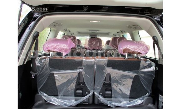 Nunua Imported Toyota Land Cruiser Nyeusi Gari ndani ya Import - Dubai nchini Bujumbura Nunua Imported Toyota Land Cruiser Nyeusi Gari ndani ya Import - Dubai nchini Bujumbura
