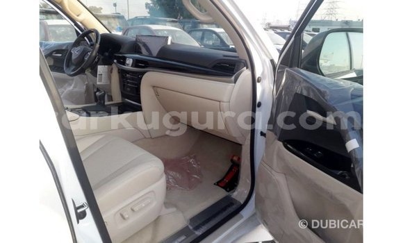 Acheter Import Voiture Lexus LX Blanc à Import - Dubai, Bujumbura Acheter Import Voiture Lexus LX Blanc à Import - Dubai, Bujumbura