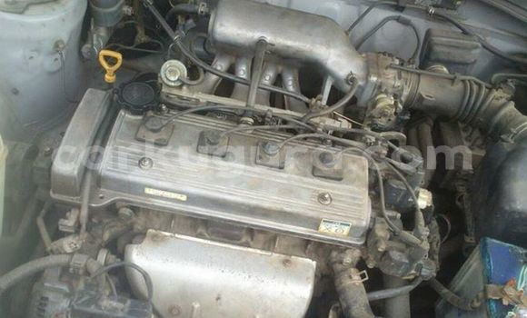 Acheter Occasion Voiture Toyota Corona Gris à Kamenge, Bujumbura Acheter Occasion Voiture Toyota Corona Gris à Kamenge, Bujumbura