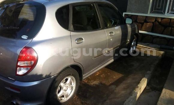 Acheter Occasion Voiture Toyota Duet Gris à Kamenge, Bujumbura Acheter Occasion Voiture Toyota Duet Gris à Kamenge, Bujumbura